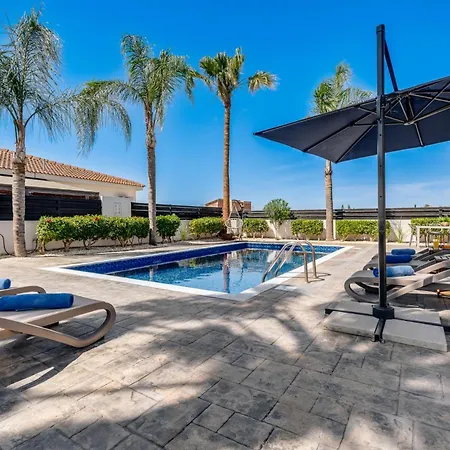 Casa Giovanni By Ezoria וילה