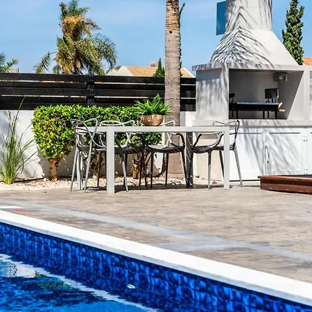 Casa Giovanni By Ezoria * Ayia Napa