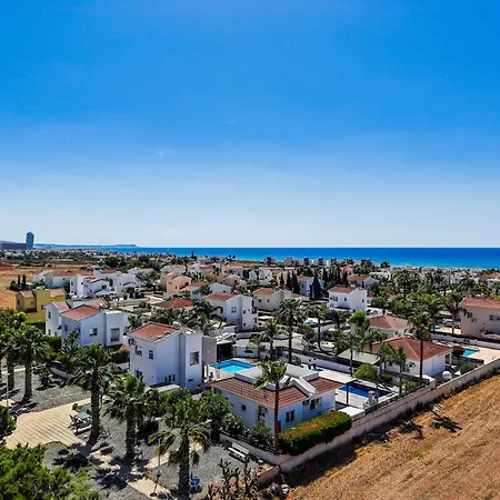 Casa Giovanni By Ezoria Ayia Napa