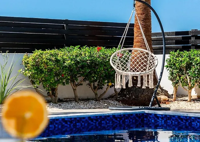 Villa Casa Giovanni By Ezoria Ayia Napa