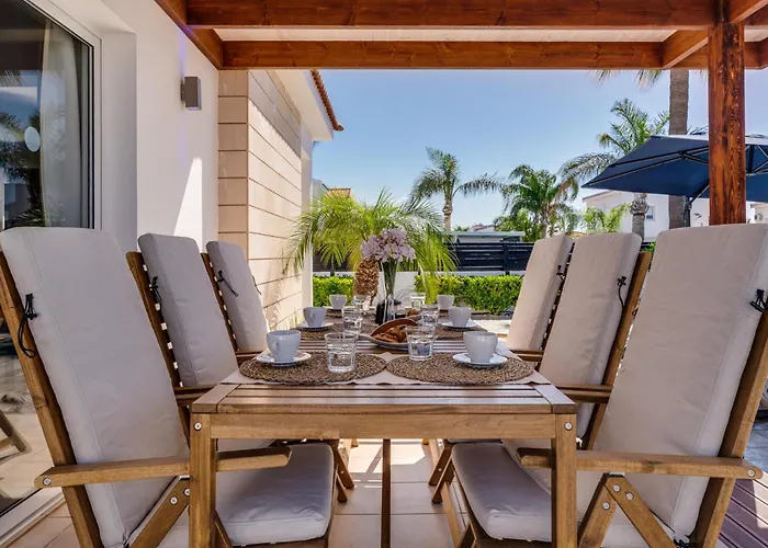 Casa Giovanni By Ezoria Villa *